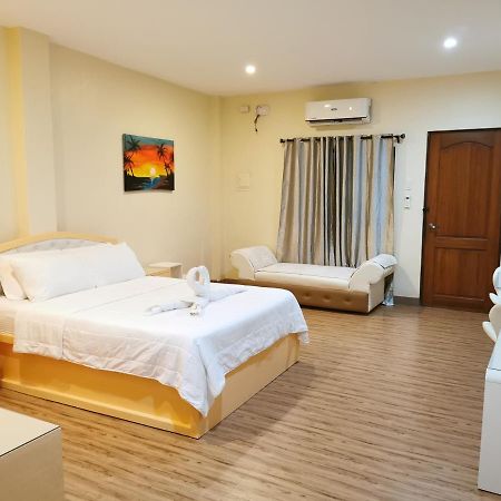 Acrige Apartelle 2-4 Pax Queen @ Heart Of Bogo City Banban Esterno foto