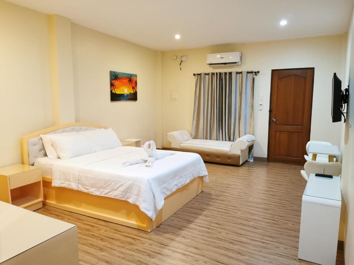 Acrige Apartelle 2-4 Pax Queen @ Heart Of Bogo City Banban Esterno foto